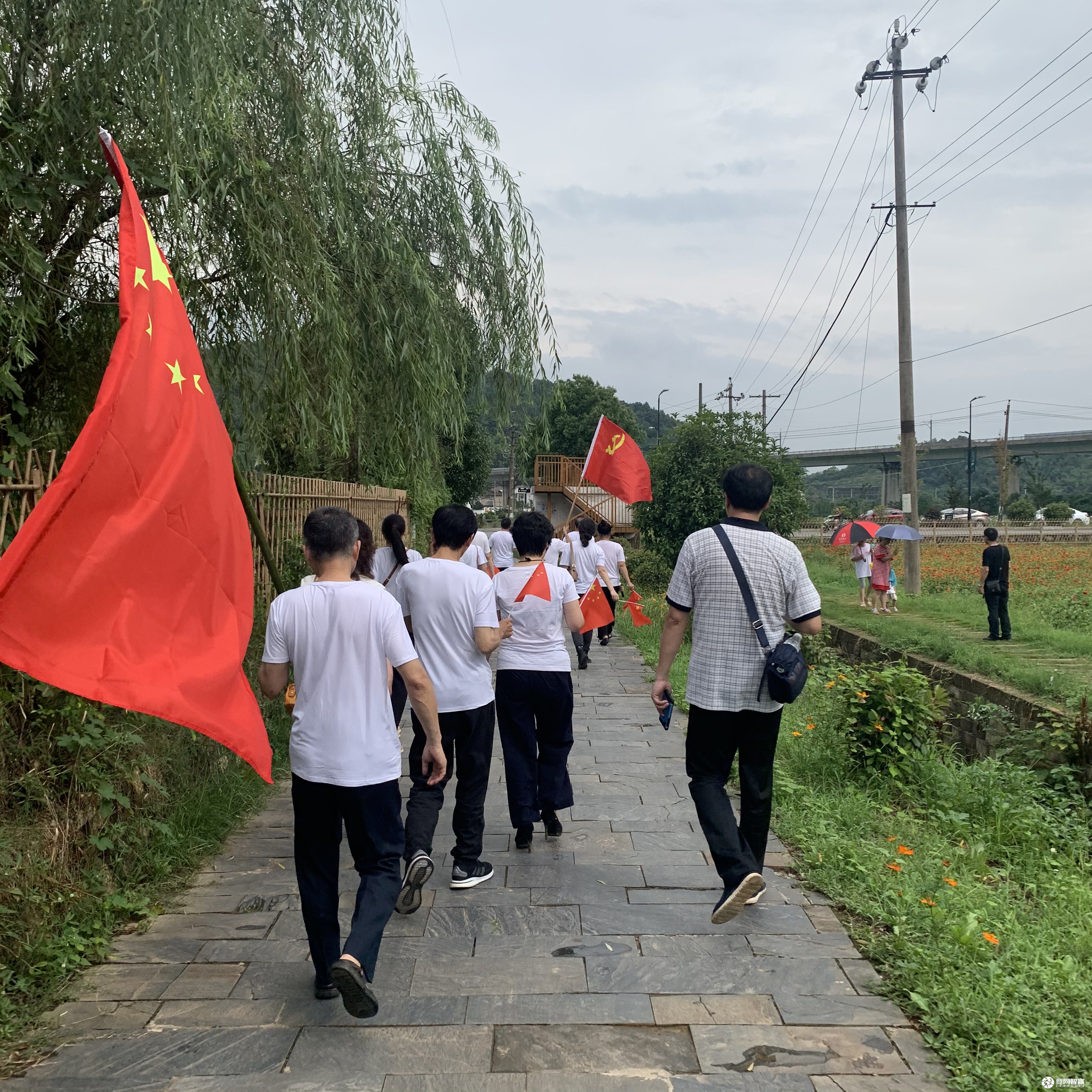 獻禮建黨百年| 唱支山歌給黨聽，堅定不移跟黨走